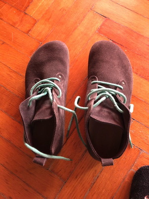 Birkenstock gray shoes size 39 like new
