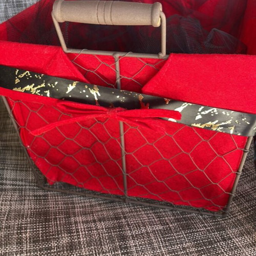 Gift basket like new