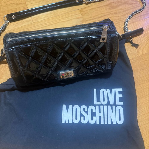 Love Moschino crossbody bag black patent leather like new