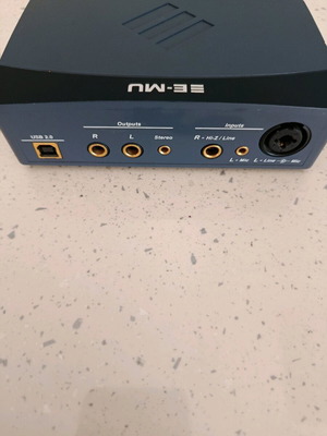 Creative Pro Audio Interface E-MU 0202 USB like new