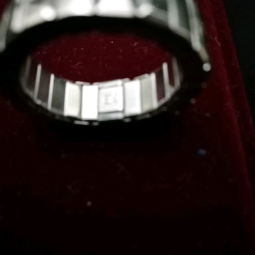 Elastic metal ring like new, silver color