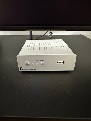 Pro-Ject Stream Box S2 Ultra music streamer like new, silver