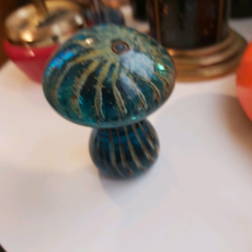 Glass Mushroom Paperweight like new, 10 cm height