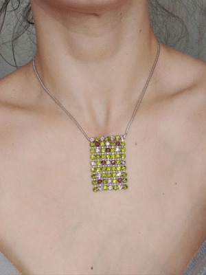 Statement necklace with multicolor strass and snake chain, new