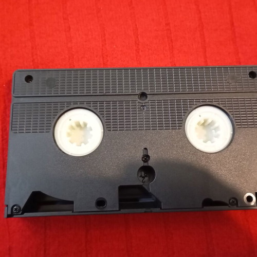 VHS video cassette Puss in Boots used, Joconda Video