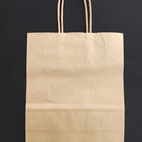 Paper bags pack of 29 18x22 cm new, ideal for gifts