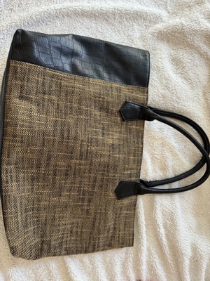 Τσάντα ώμου μεγάλη Estée Lauder σαν καινούργιο, βαμβακερή πλέξη με δερμάτινες λεπτομέρειες