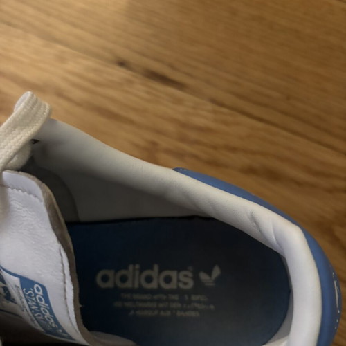 Adidas Stan Smith sneakers used, size 44, white with blue heel