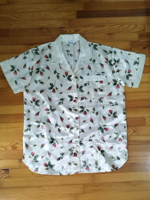Satin pyjamas set like new, white, size M