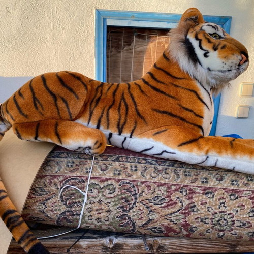 Large plush decorative tiger like new
