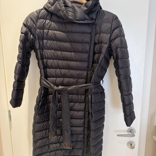 Max Mara The Cube puffer coat black size XS-S like new