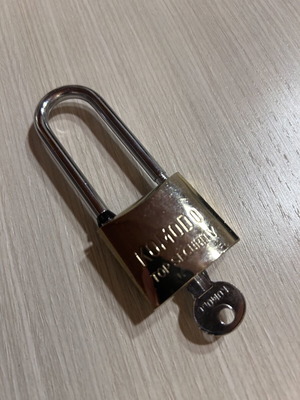 Padlock with key like new