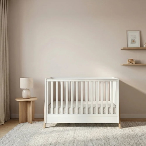 Casababy Oslo Convertible Baby Cot 0-6 Years Like New