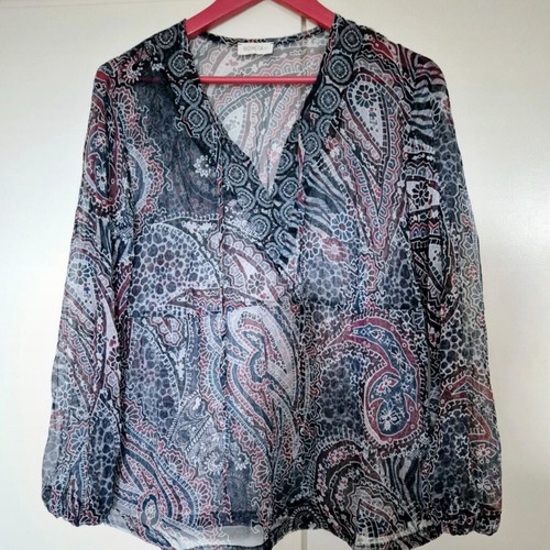 Airy tunic blouse like new, size M, blue
