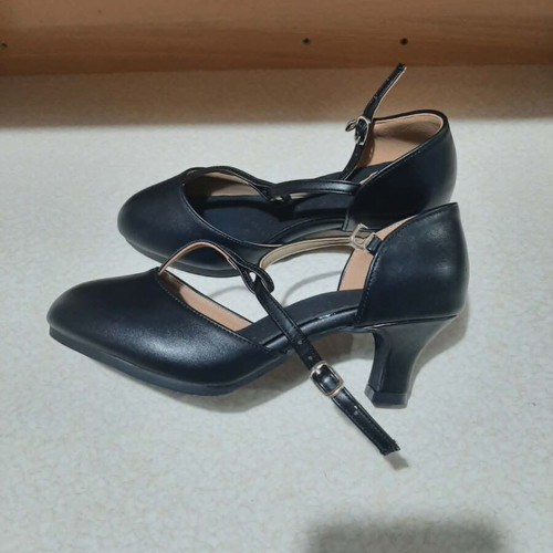 Professional dance shoes black size 35 new