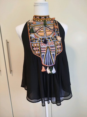 Zara boho blouse used, small size, loose fit, embroidered