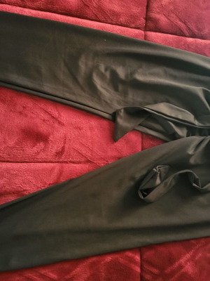 Leggings new large black with back tie