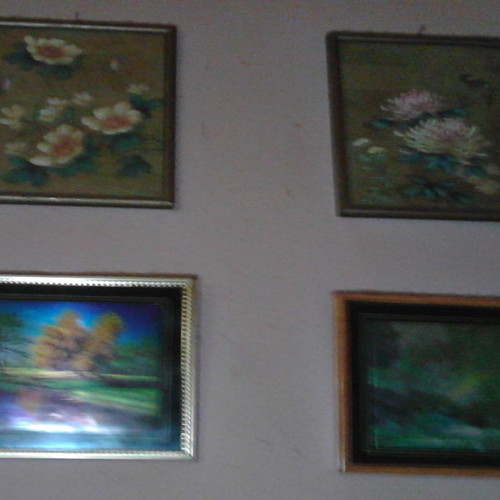 Frames used, set of 4 medium-sized
