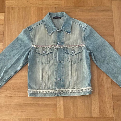 Women’s denim jacket like new, blue with beads and lace, size M
