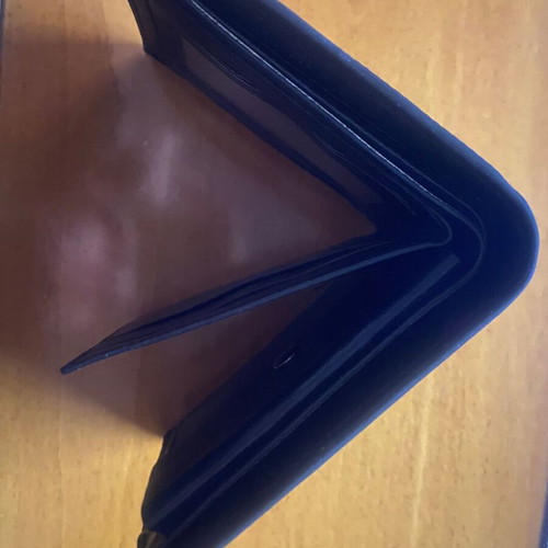NEW UNUSED BLACK LEATHER WALLET