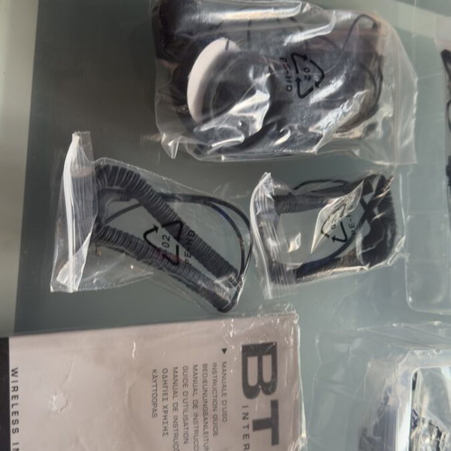 Midland MT1 Intercom used, one battery needs replacement