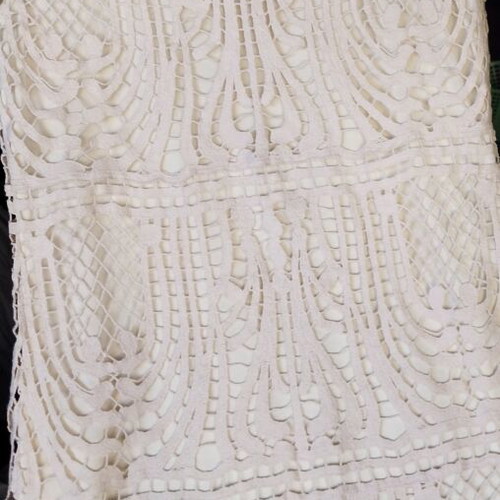 Vintage Love women's dress lace size 4 like new, cream color