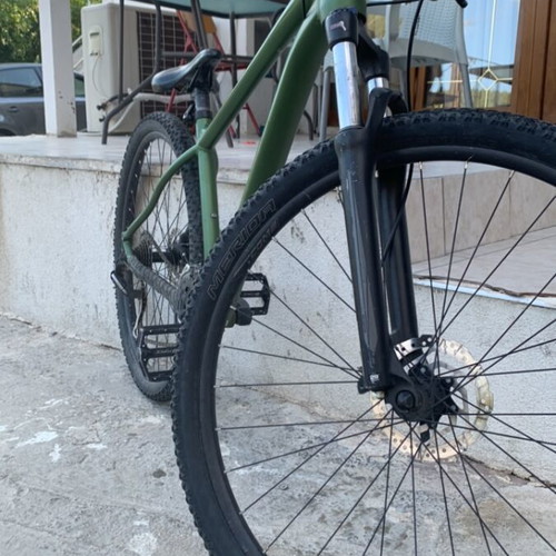 Merida mountain bike used with disc brakes and front suspension