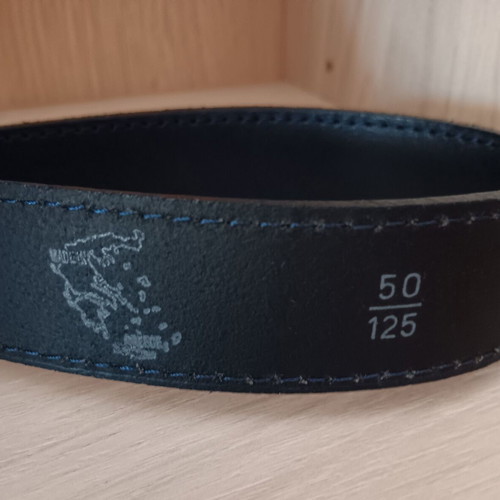 Leather men's navy blue belt like new, size 115 cm