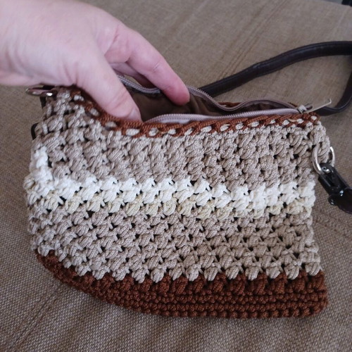 Handmade shoulder bag like new, beige and gold