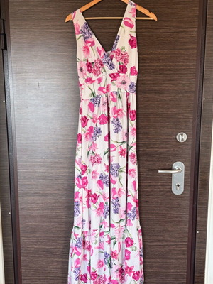 Long dress like new, size M-L, white pink