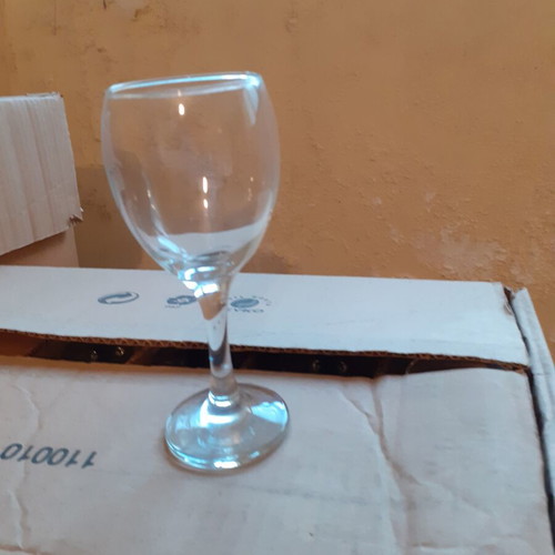 Set of 24 stemmed glasses new, in packaging