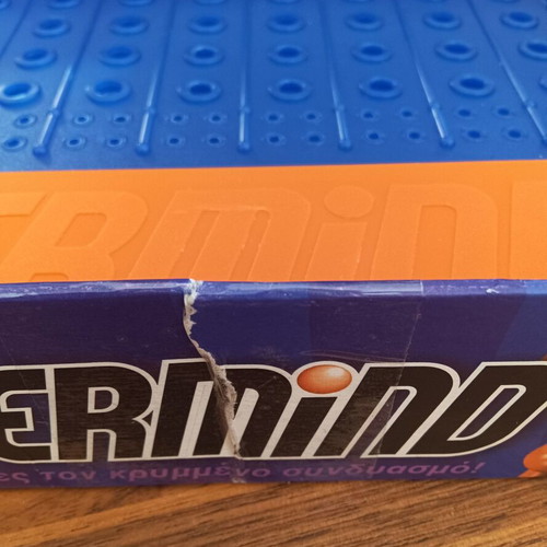 Mastermind board game 2000 edition by Hasbro Parker used