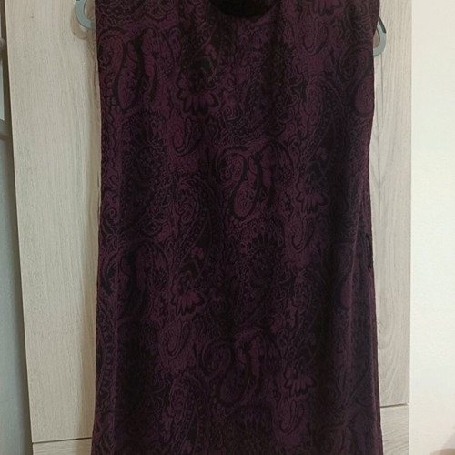 Winter dress new with turtleneck and belt, black-purple