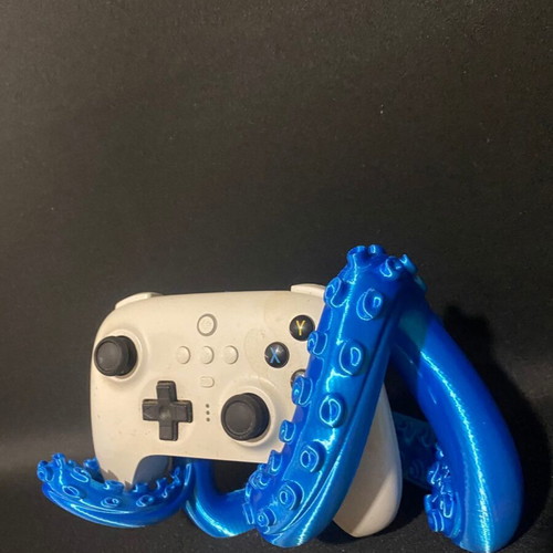 3D printed PS5 controller stand with Kraken tentacle custom made