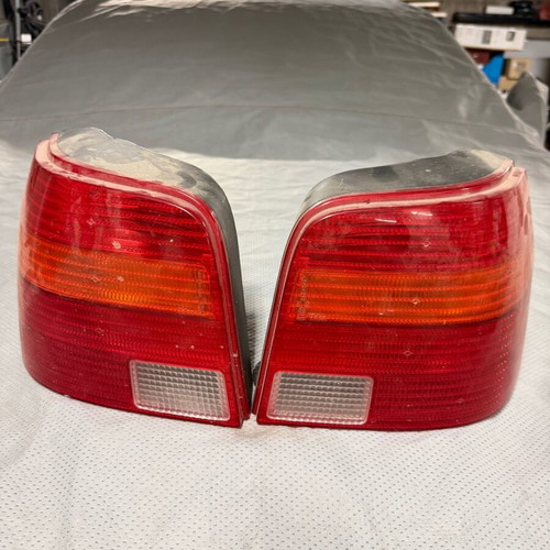 Golf 4 rear light pair, genuine, like new