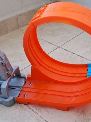 Hot Wheels Πίστα Loop Stunt Champion μεταχειρισμένη με ελλείποντα κομμάτια