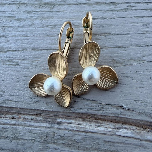 Earrings unique, used