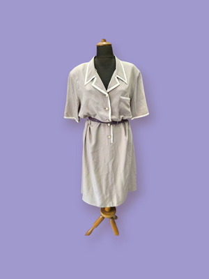 Vintage 100% silk dress like new, size L-XL, beige