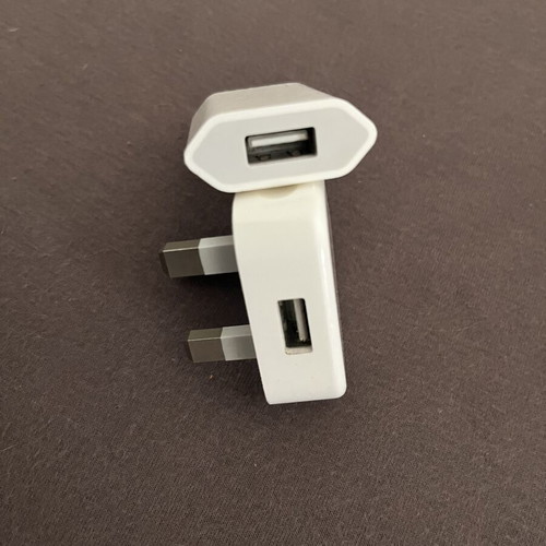 Apple adapters used, fully functional set