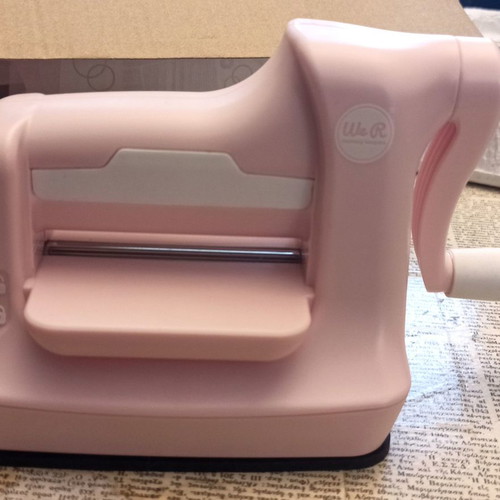 Mini Evolution Die Cut Machine Kit used We R Memory Keepers