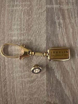 Iraklis Thessalonikis Keychain and Pin like new, collectible 1988