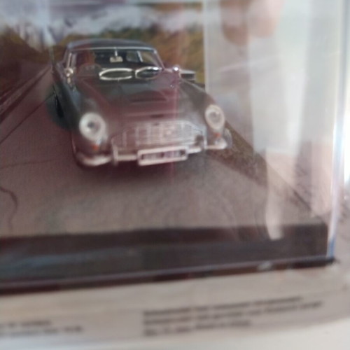 Aston Martin DB 5 Goldfinger model car new