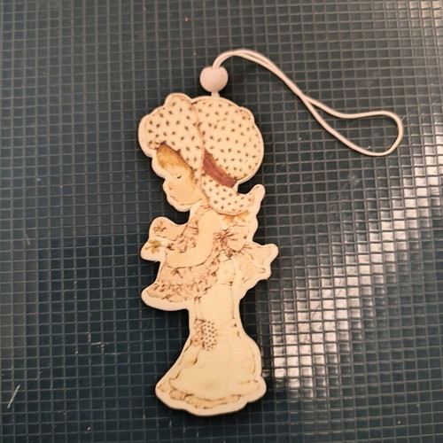 Sarah pendant like new