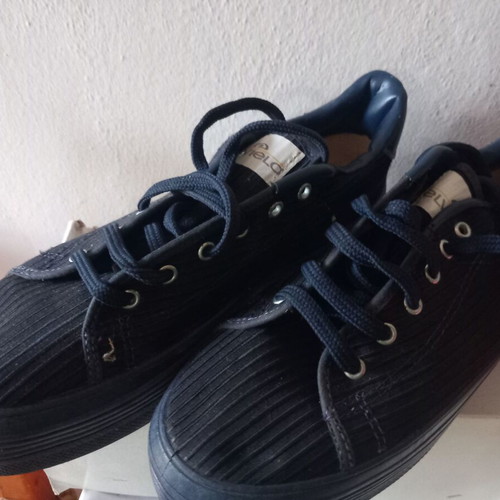 Blue canvas shoes size 41 with high sole