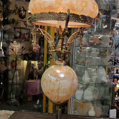 Vintage table lamp like new, height 65cm