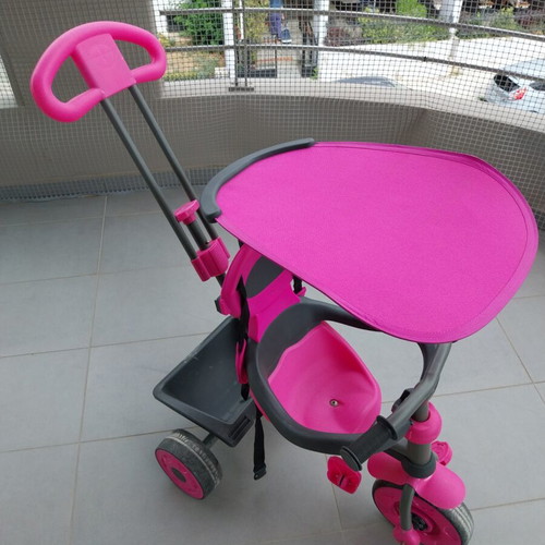 Tricycle with sunshade used for children 18-36 months