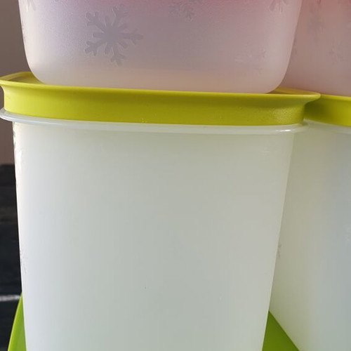 Tupperware freezer set 5 pieces new