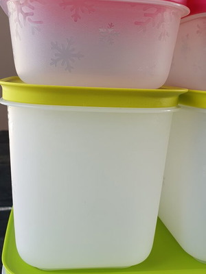 Tupperware freezer set 5 pieces new