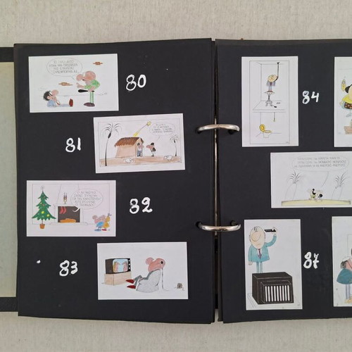 103 Cartoons by Kyr and 8 Cigarette Papers in Folder used