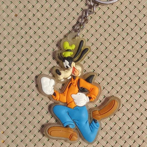 Goofy Disney Vintage Keychain 90s-00s like new, soft plastic